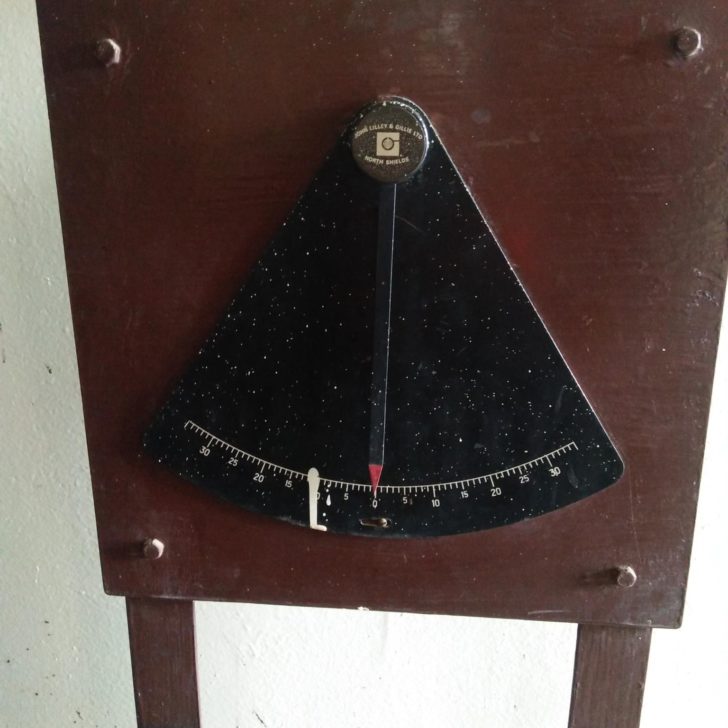 Barge Clinometer